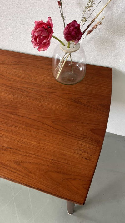 
                  
                    Eettafel teak (uitschuifbaar) afgerond - LOUI.STORE
                  
                