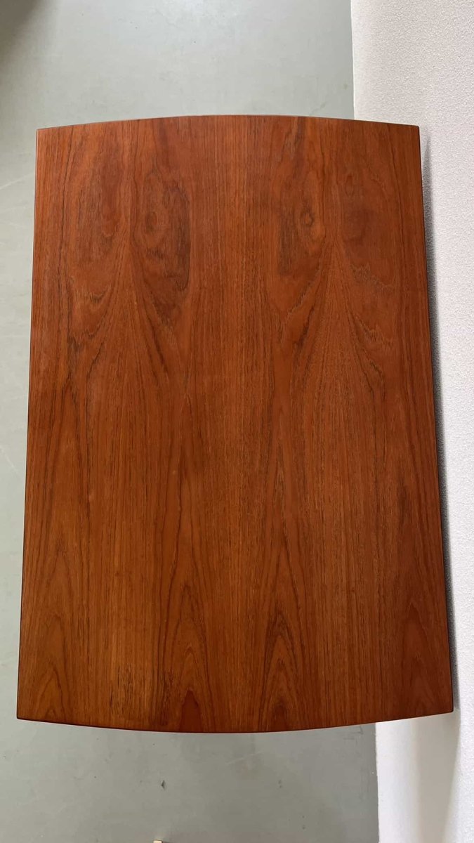 
                  
                    Eettafel teak (uitschuifbaar) afgerond - LOUI.STORE
                  
                