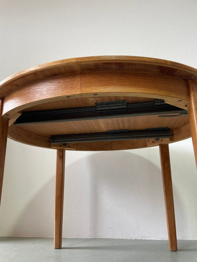 
                  
                    Eettafel uitschuifbaar rond - LOUI.STORE
                  
                