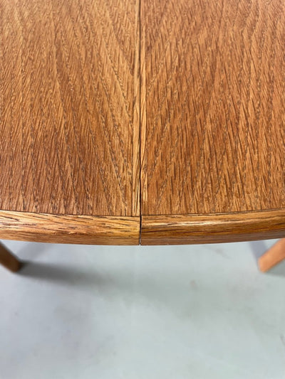 
                  
                    Eettafel uitschuifbaar rond - LOUI.STORE
                  
                
