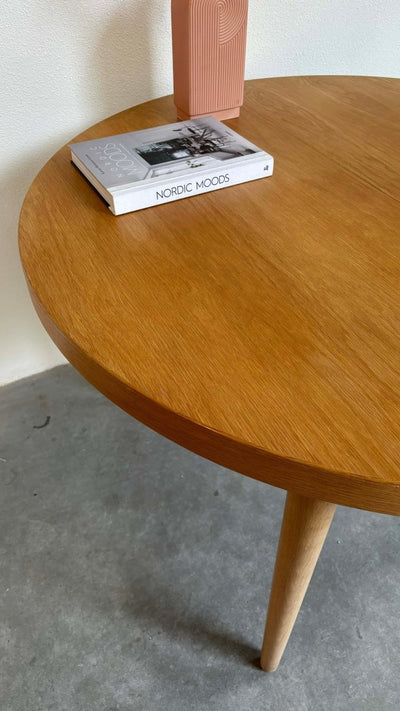 
                  
                    Eettafel uitschuifbaar Villy Schou - LOUI.STORE
                  
                