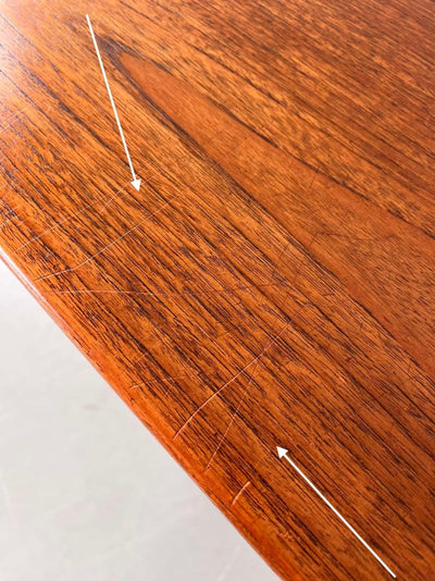
                  
                    Eettafel Vejle Stole (uitschuifbaar) - LOUI.STORE
                  
                