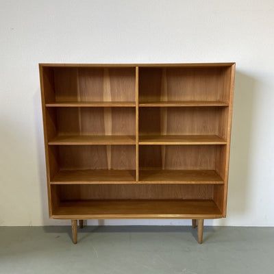 
                  
                    Eiken boekenkast - LOUI.STORE
                  
                