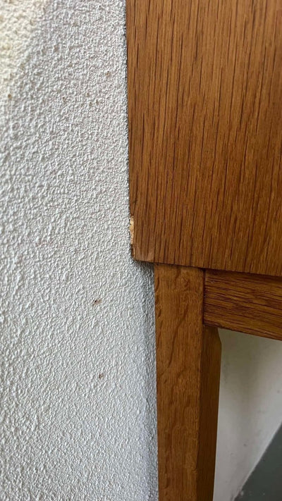 
                  
                    Eiken ladekastje - sideboard - LOUI.STORE
                  
                