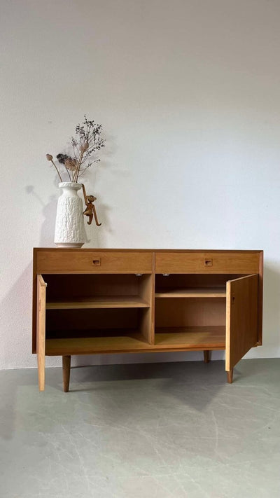 
                  
                    Eiken sideboard Brouer - LOUI.STORE
                  
                