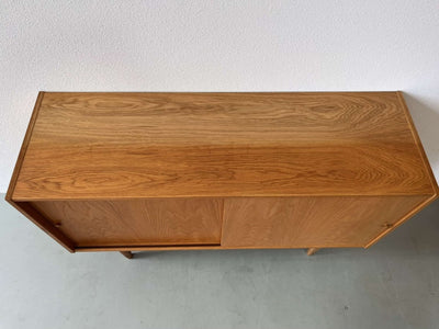 
                  
                    Eiken sideboard - LOUI.STORE
                  
                