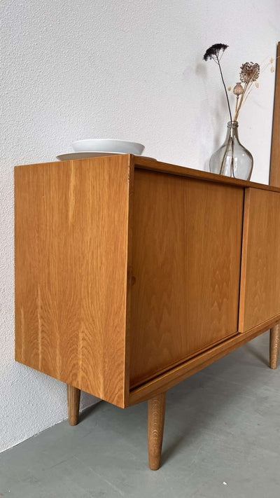 
                  
                    Eiken sideboard - LOUI.STORE
                  
                