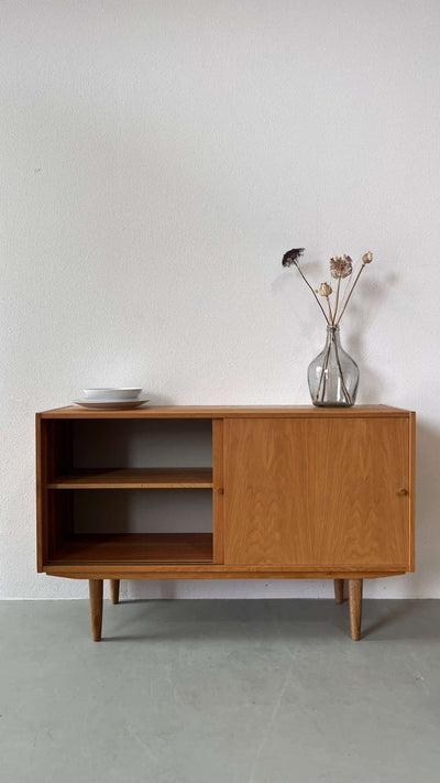 
                  
                    Eiken sideboard - LOUI.STORE
                  
                