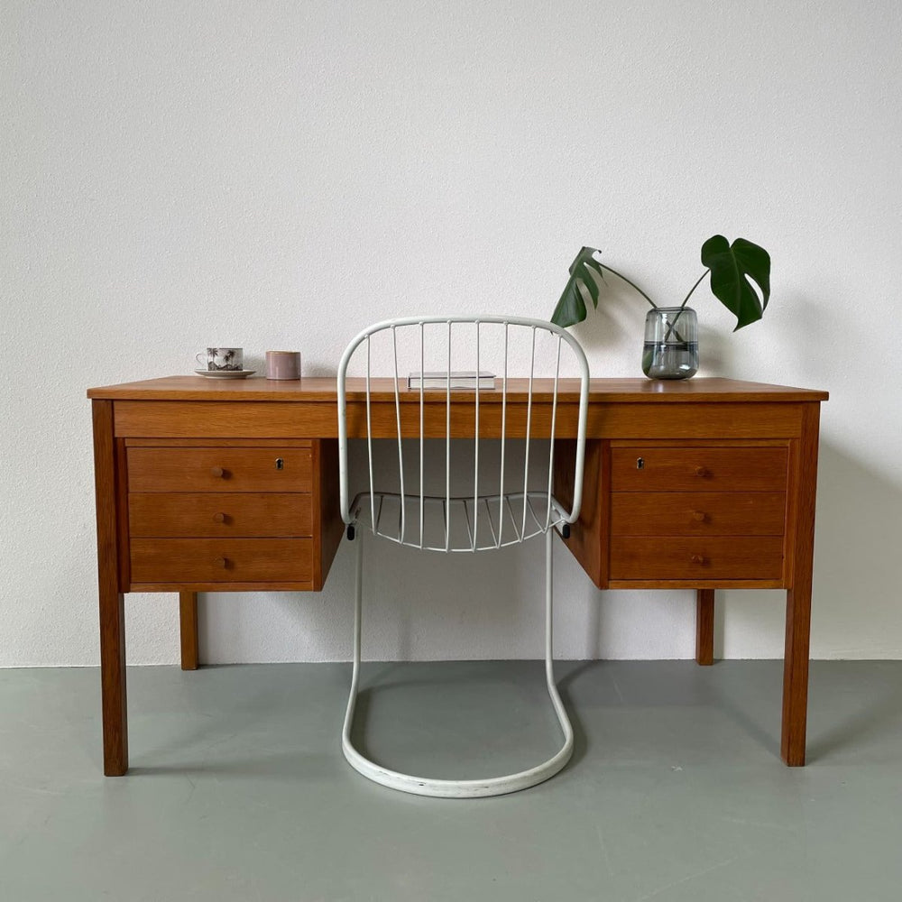 Eikenhouten bureau Domino Møbler - LOUI.STORE