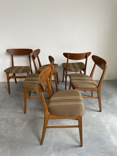 
                  
                    Farstrup stoelen set 6 - LOUI.STORE
                  
                