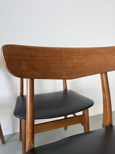 
                  
                    Findahls Møbler stoelen *4 - LOUI.STORE
                  
                