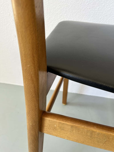 
                  
                    Findahls Møbler stoelen 6 - LOUI.STORE
                  
                