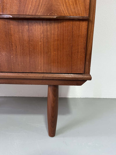 
                  
                    Grote Deense ladekast - LOUI.STORE
                  
                