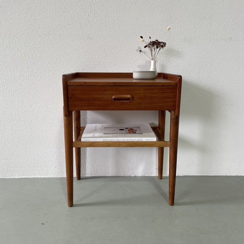 Halkastje met lade - LOUI.STORE
