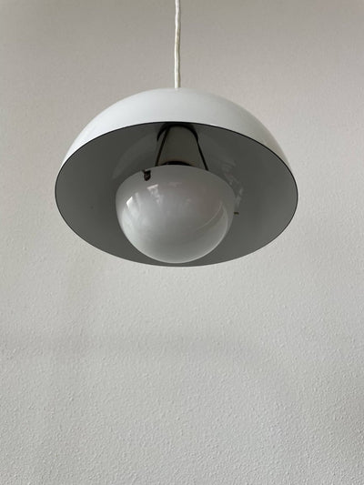 
                  
                    Hanglamp Flower Pot - LOUI.STORE
                  
                