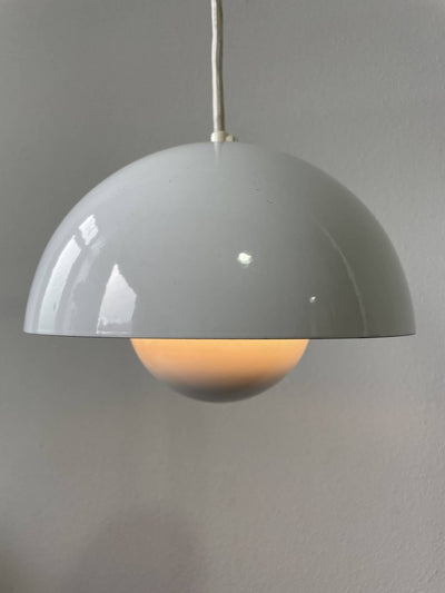 
                  
                    Hanglamp Flower Pot - LOUI.STORE
                  
                