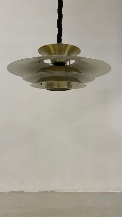 
                  
                    Hanglamp met trekkoord - LOUI.STORE
                  
                
