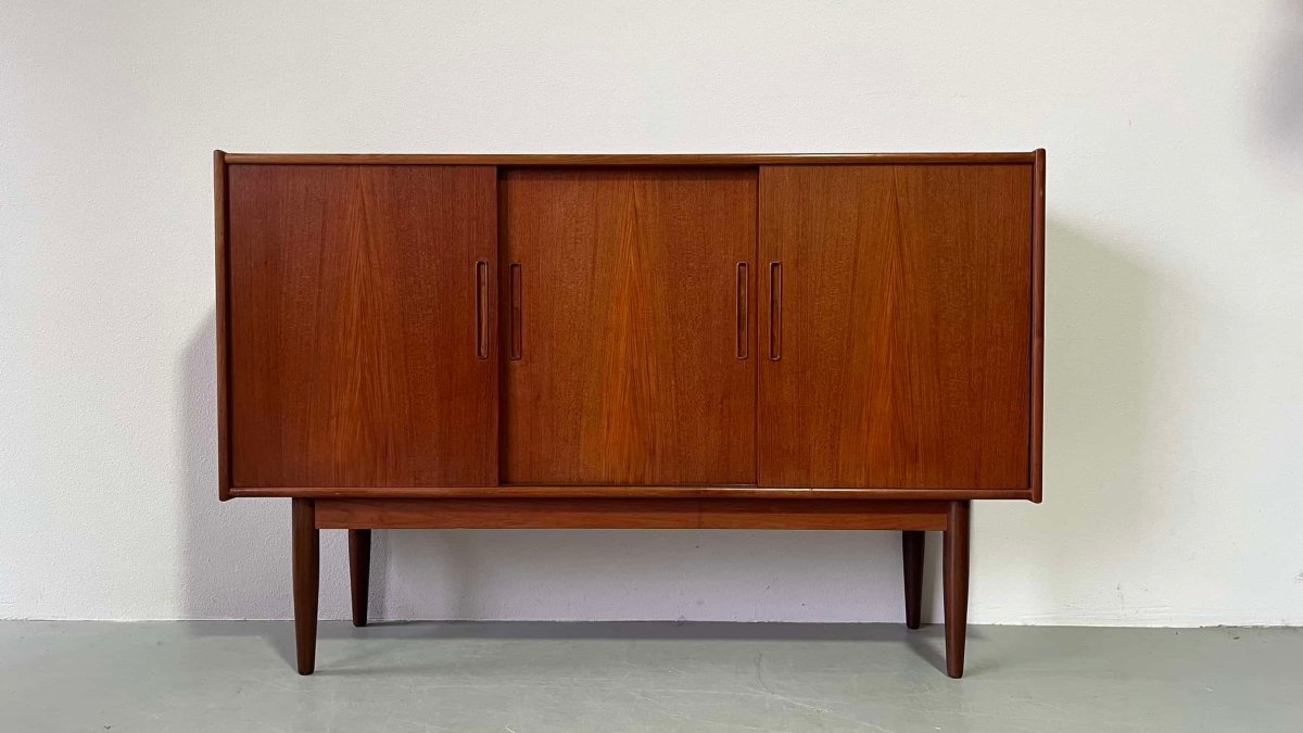 
                  
                    Higboard K. Rønde Andersen - LOUI.STORE
                  
                