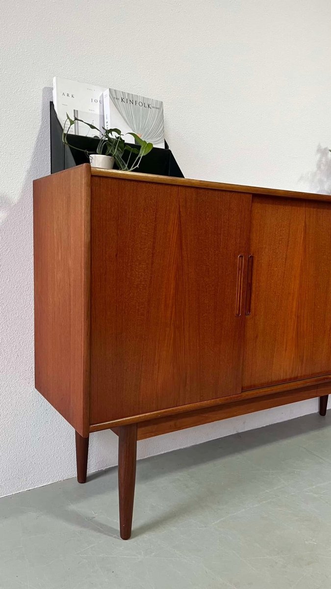 
                  
                    Higboard K. Rønde Andersen - LOUI.STORE
                  
                