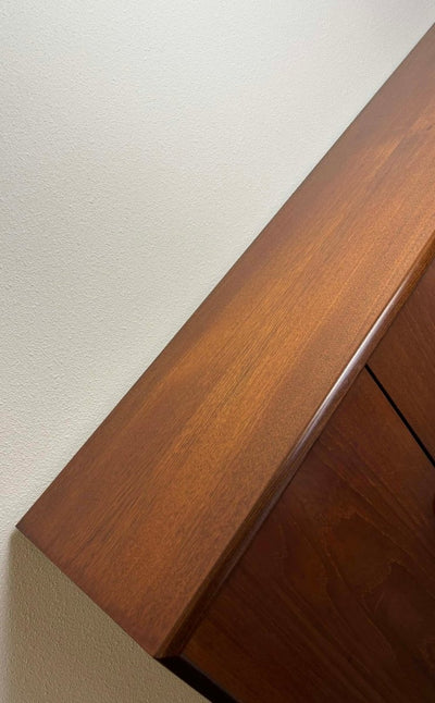 
                  
                    Highboard in teak ronde greep - LOUI.STORE
                  
                