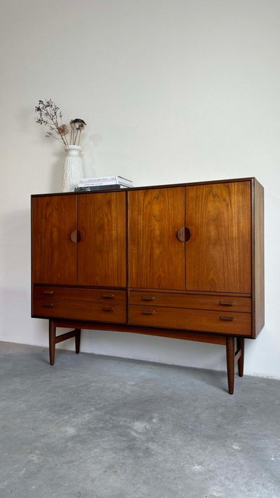 Highboard in teak ronde greep - LOUI.STORE