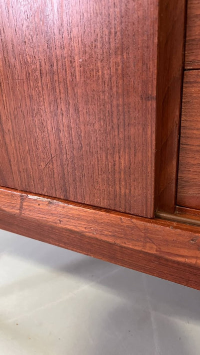 
                  
                    Highboard J. Andersen - LOUI.STORE
                  
                