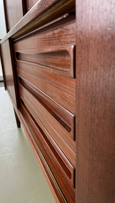 
                  
                    Highboard J. Andersen - LOUI.STORE
                  
                