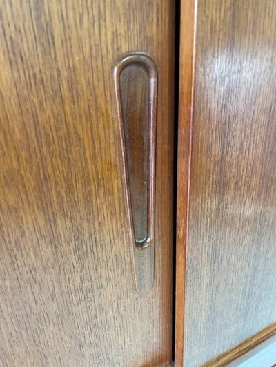 
                  
                    Highboard teak met lades - LOUI.STORE
                  
                