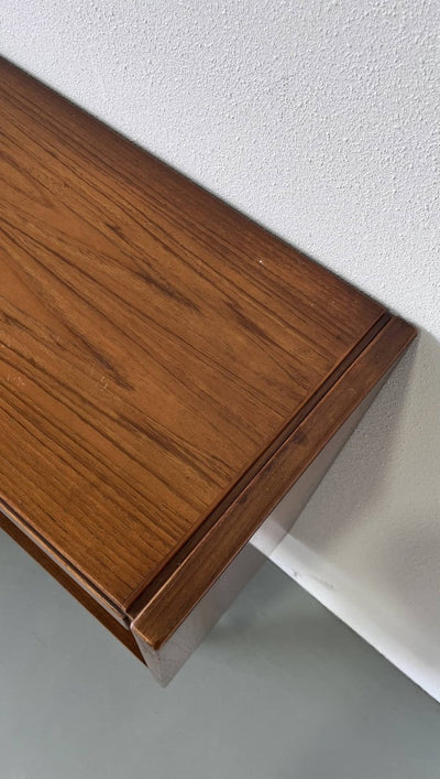 
                  
                    Highboard teak - LOUI.STORE
                  
                