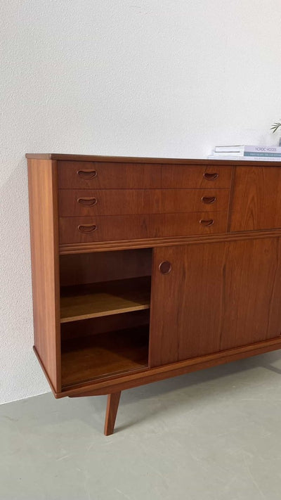 
                  
                    Highboard veel vakken - LOUI.STORE
                  
                