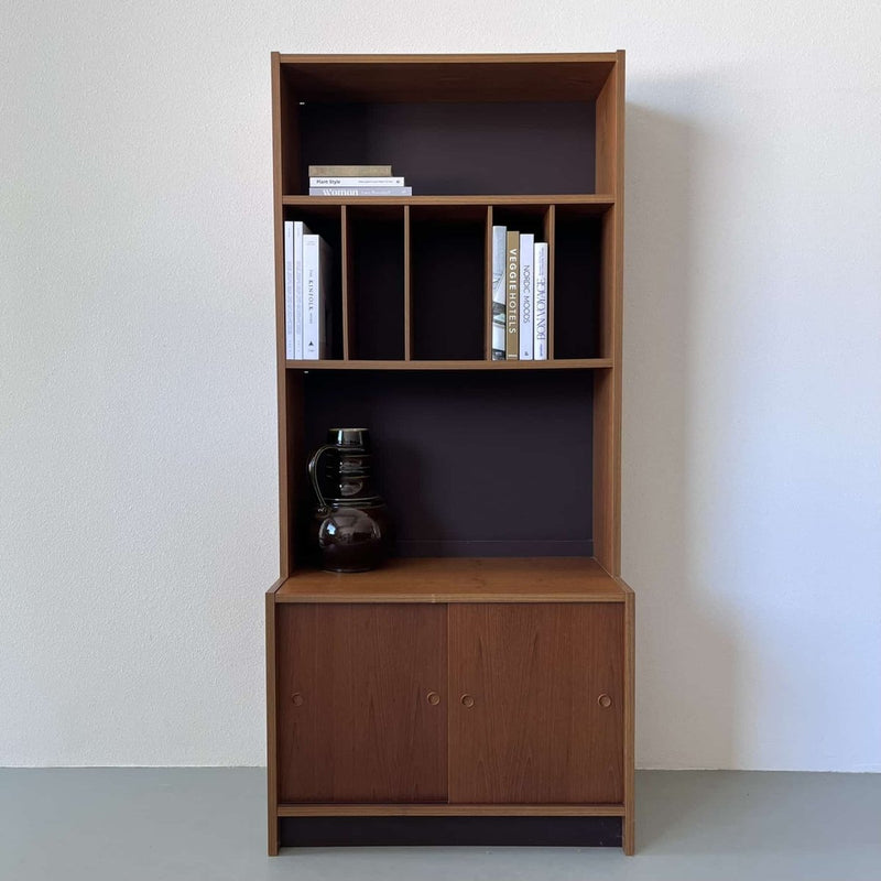 Hoge Deense wandkast - LOUI.STORE