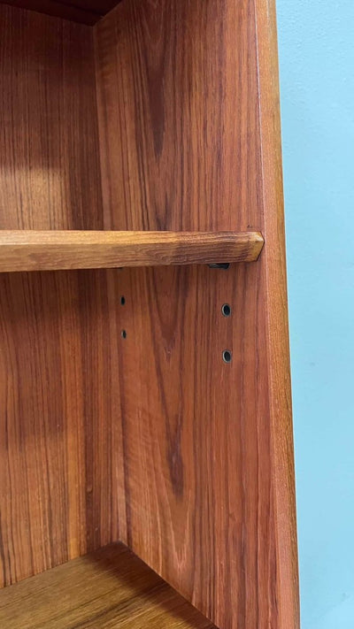 
                  
                    Hoog secretaire teak Brdr Larsens - LOUI.STORE
                  
                