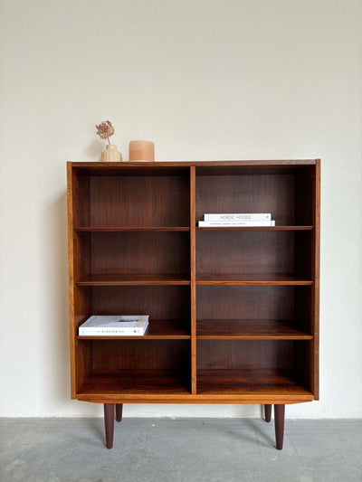 Hundevad boekenkast (M) palissander - LOUI.STORE