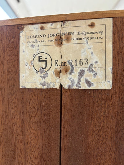 
                  
                    Hundevad boekenkast teak XL - LOUI.STORE
                  
                