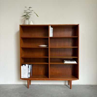 Hundevad boekenkast teak XL - LOUI.STORE