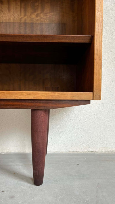 
                  
                    Hundevad boekenkast(L) palissander - LOUI.STORE
                  
                