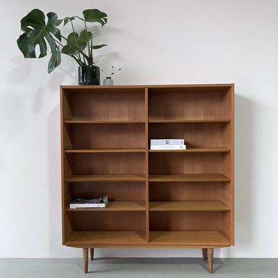 Hundevad eiken boekenkast - LOUI.STORE