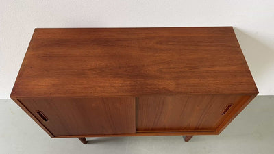 
                  
                    Hundevad schuifdeur - LOUI.STORE
                  
                