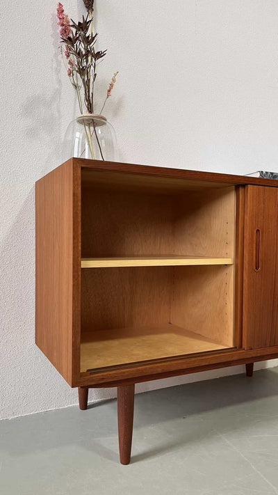 
                  
                    Hundevad schuifdeur - LOUI.STORE
                  
                