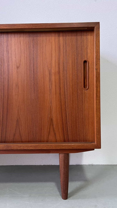 
                  
                    Hundevad schuifdeur - LOUI.STORE
                  
                