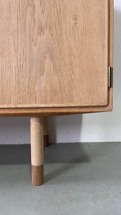 
                  
                    Hundevad sideboard in eiken - LOUI.STORE
                  
                