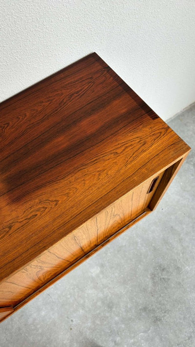 
                  
                    Hundevad sideboard palissander - LOUI.STORE
                  
                