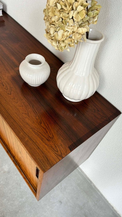 
                  
                    Hundevad sideboard palissander - LOUI.STORE
                  
                