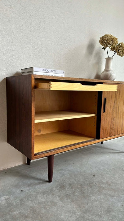 
                  
                    Hundevad sideboard palissander - LOUI.STORE
                  
                