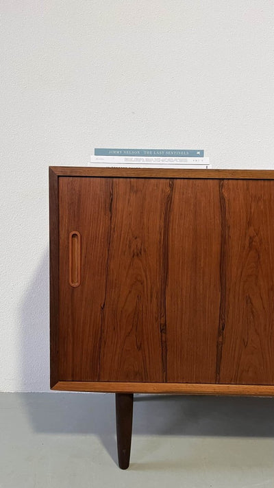 
                  
                    Hundevad sideboard palissander - LOUI.STORE
                  
                