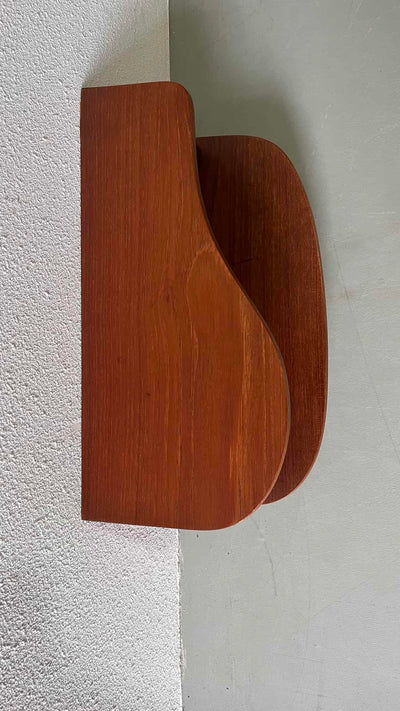 
                  
                    Wandkastje teak
                  
                