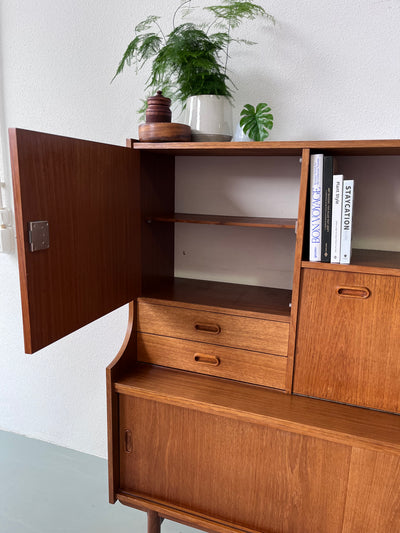 
                  
                    Vintage highboard ‘60
                  
                