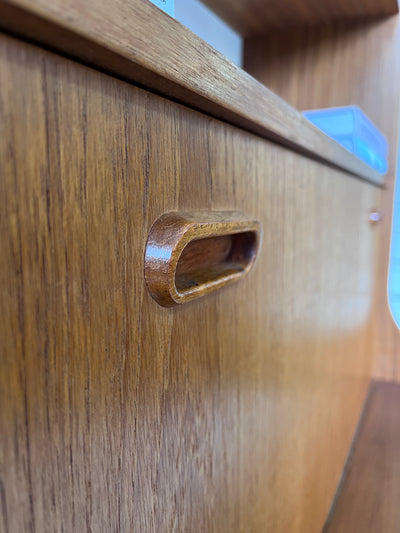 
                  
                    Vintage highboard ‘60
                  
                