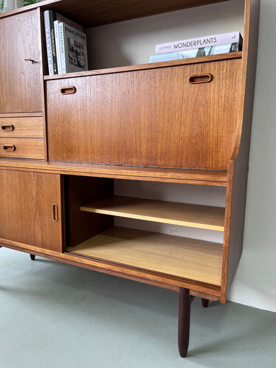 
                  
                    vintage highboard - dressoir jaren 60 teak
                  
                