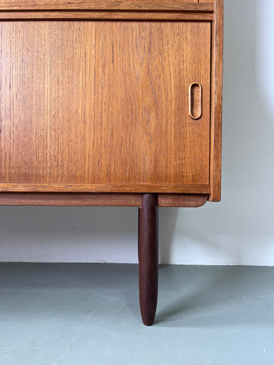 
                  
                    vintage highboard - dressoir jaren 60 teak
                  
                